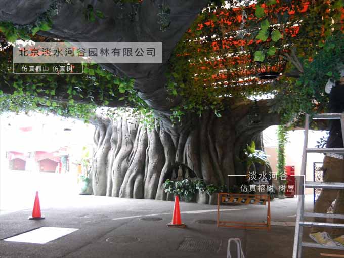 仿真樹制作和仿真假山制作有什么區(qū)別?