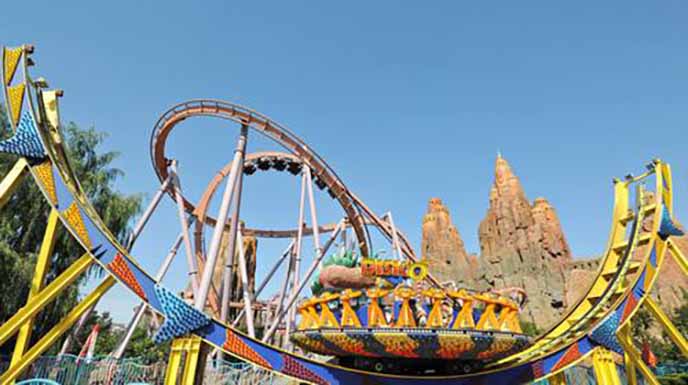 四川成都游樂(lè)場(chǎng)仿真假山－北京淡水河谷制作