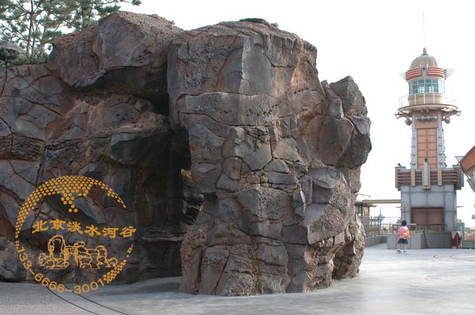 水泥假山制作風(fēng)格特，富有創(chuàng)意的設(shè)計(jì)