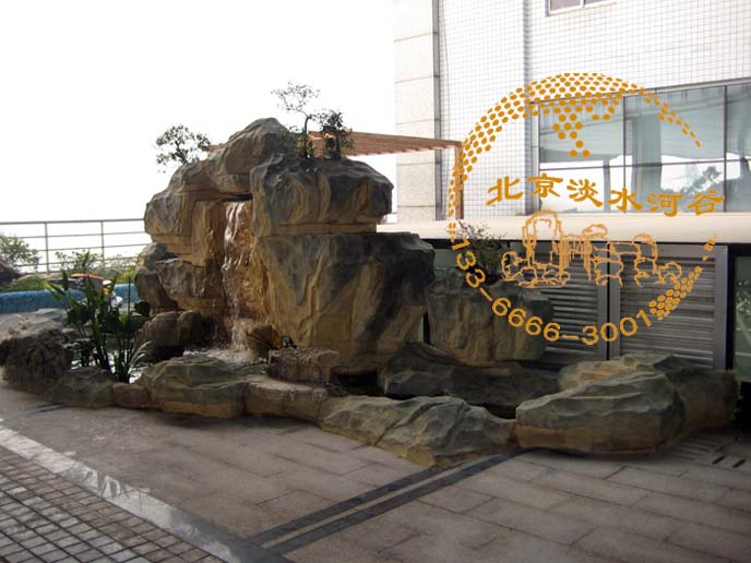 塑石假山是具有生命的雕塑、體現(xiàn)了高超的藝術(shù)水準(zhǔn)