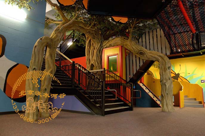 仿真榕樹(shù)廠家制作的仿真榕樹(shù)比非廠家仿真榕樹(shù)有什么區(qū)別