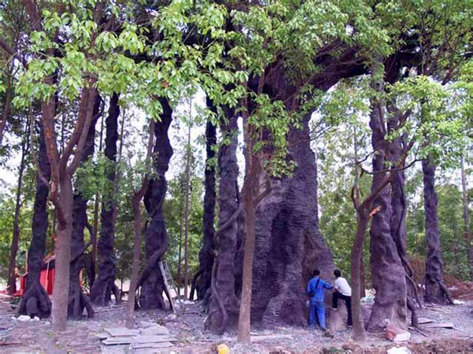 十米仿真榕樹(shù)哪里有制作的－淡水河谷制作十米仿真榕樹(shù)