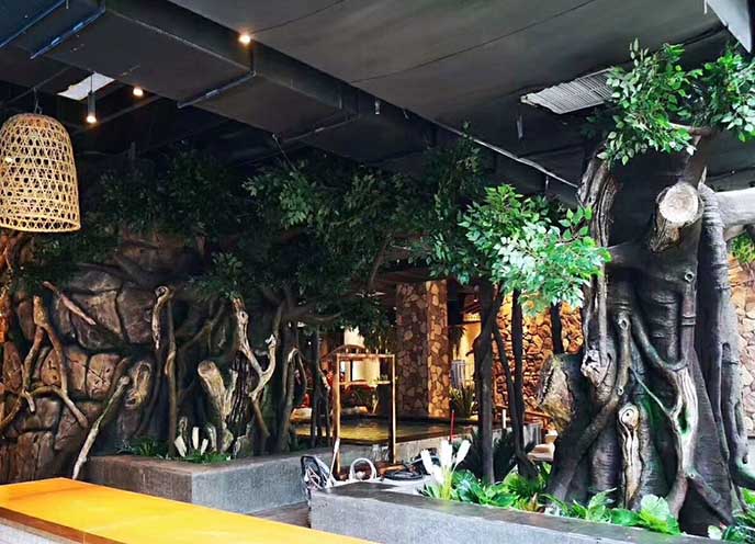 山東濟(jì)南仿真榕樹制作出比較夸張的仿真榕樹紋理