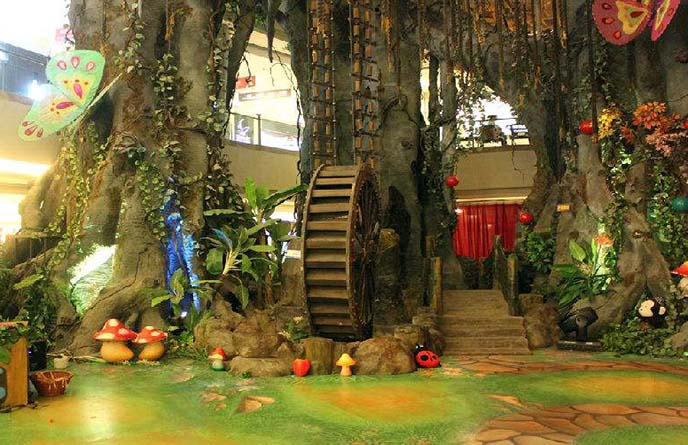 仿真榕樹—現(xiàn)代室內外潮流的裝飾工藝品