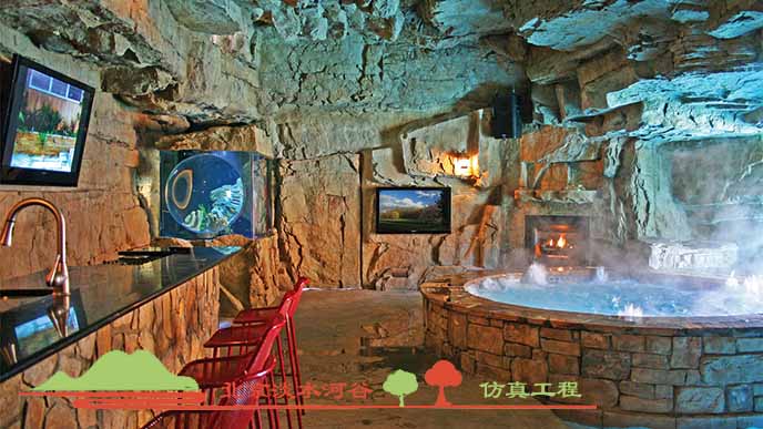 玻璃鋼假山制作在新疆吐魯番會(huì)所施工完畢，效果似真山