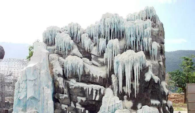 用水泥制作的人造雪山廣泛用于動(dòng)物園風(fēng)景區(qū)等場所