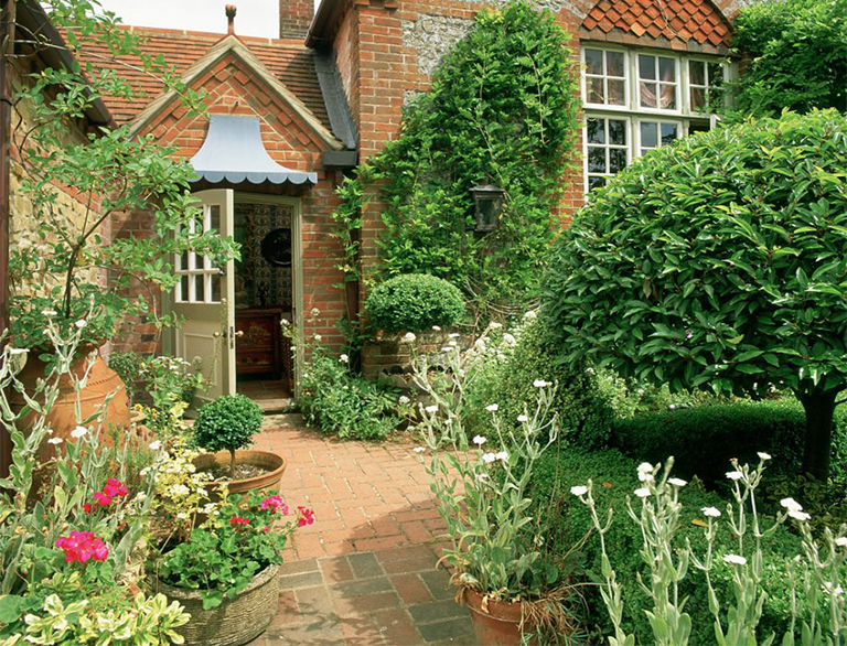 簡(jiǎn)單的植物花園種植和路徑想法以改善房屋的外觀（上）