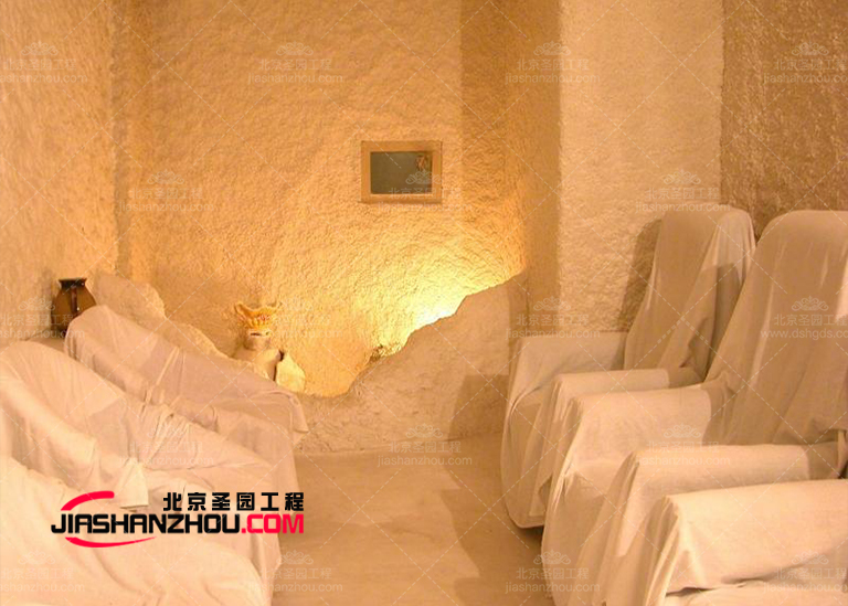 如何為汗蒸鹽療房搭配椅子 包括椅子高度及寬度