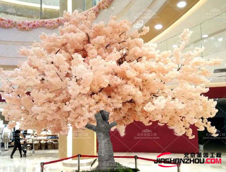 仿真樹逐漸成為當(dāng)下景觀裝飾的潮流賦予了園林造景的活力