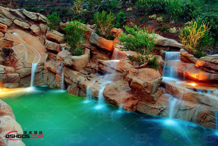 仿真園林景觀中的塑石假山深受行業(yè)青睞