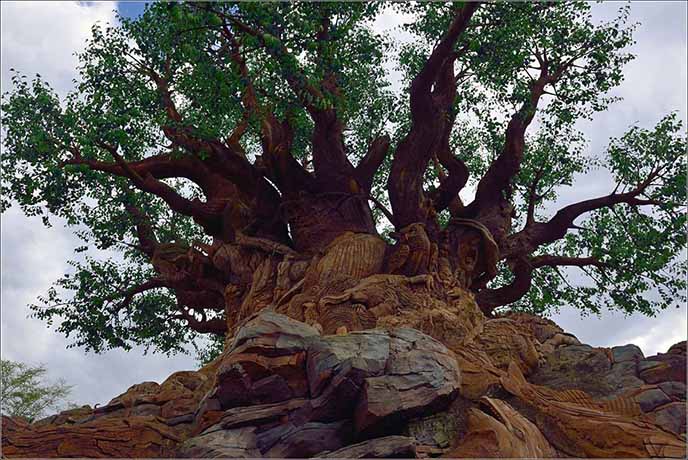 如何設(shè)計仿真樹來大程度的融入城市景觀？