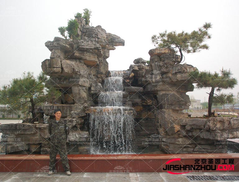 其實(shí)塑石假山可以在建設(shè)特色的文化城市的f 格與核心戰(zhàn)略