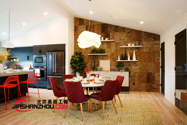 廣西環(huán)保和設計并重的仿真樹皮酒店樹屋民宿裝修