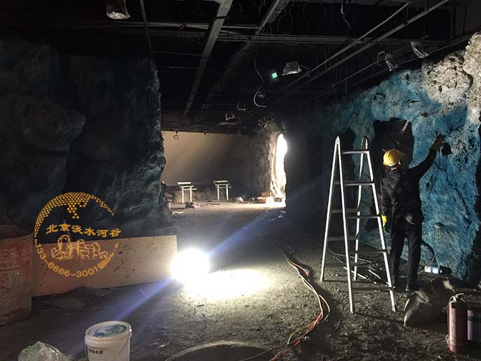 塑石假山.jpg 塑石假山