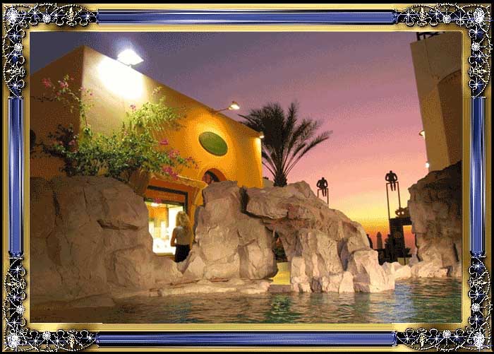 塑石假山.jpg 塑石假山