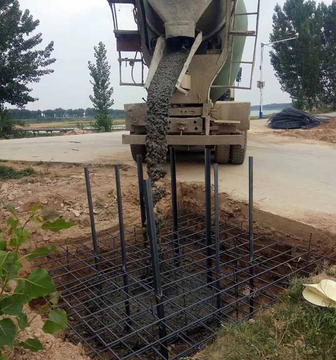 仿真榕樹.jpg 仿真榕樹