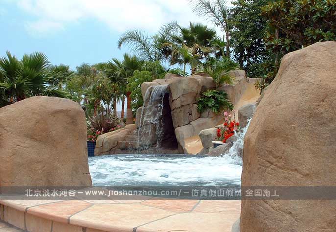 塑石假山.jpg 塑石假山