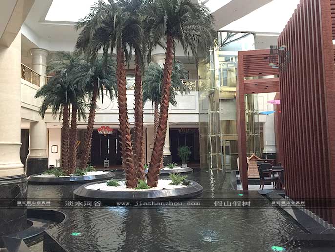 仿真棕櫚樹(shù).jpg 仿真棕櫚樹(shù)