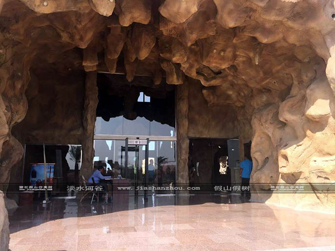 1555926546324666.jpeg timg (3).jpeg