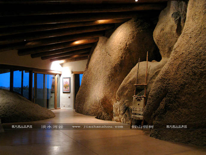 山洞主題酒店.jpg 山洞主題酒店