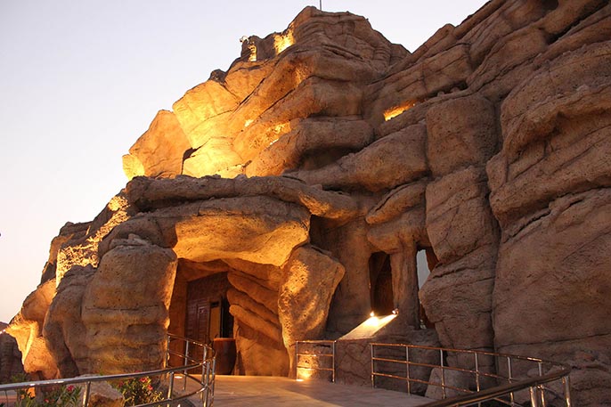 洞穴主題餐廳.jpg 洞穴主題餐廳