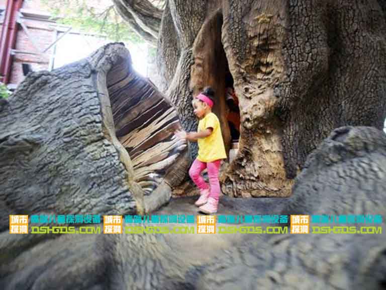 仿真樹洞穴探險游樂項目.jpg 仿真樹洞穴探險游樂項目