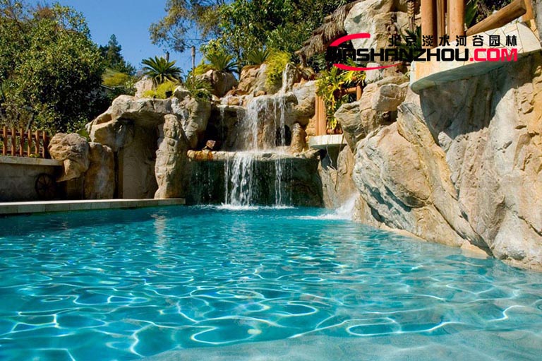 水泥假山圖片.jpg 水泥假山圖片