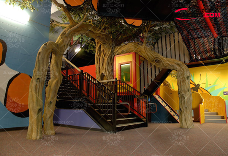 室內(nèi)假樹(shù).jpg 室內(nèi)假樹(shù)