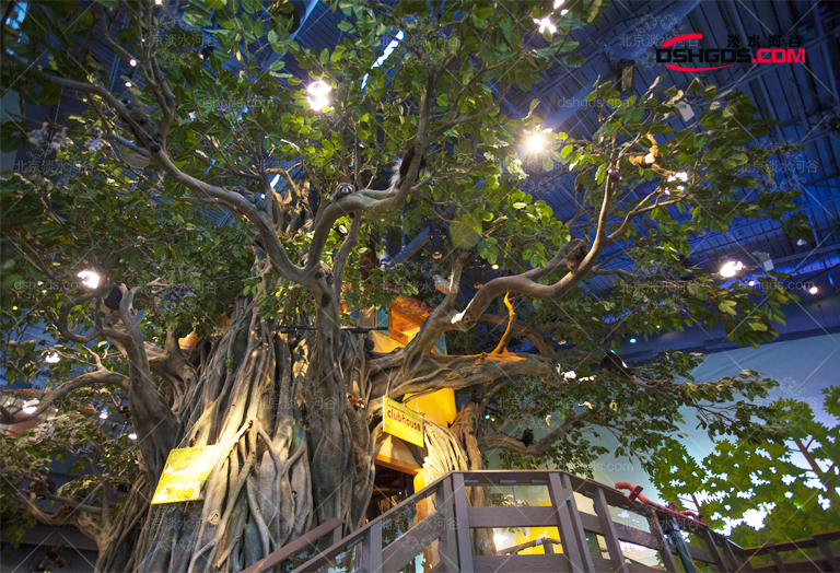 室內(nèi)假樹(shù).jpg 室內(nèi)假樹(shù)