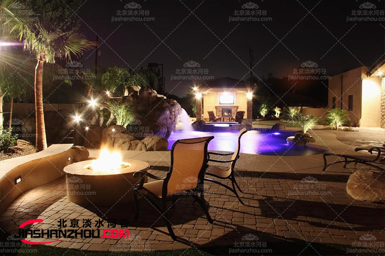 塑石假山.jpg 塑石假山