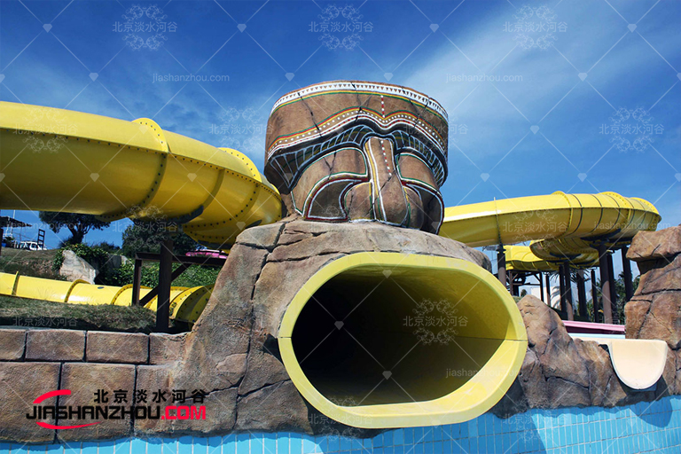 塑石假山.jpg 塑石假山