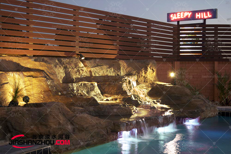 塑石假山.jpg 塑石假山