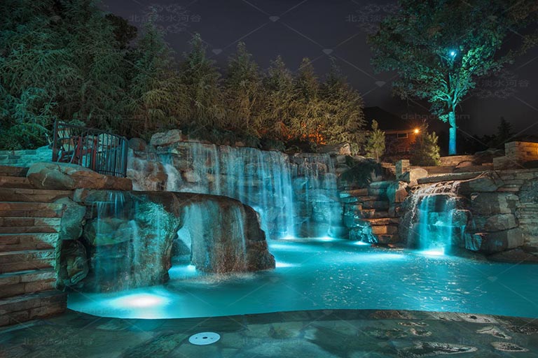 假山水池庭院.jpg 假山水池庭院