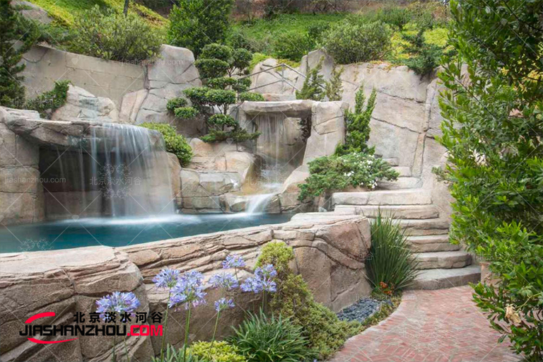 塑石假山.jpg 塑石假山