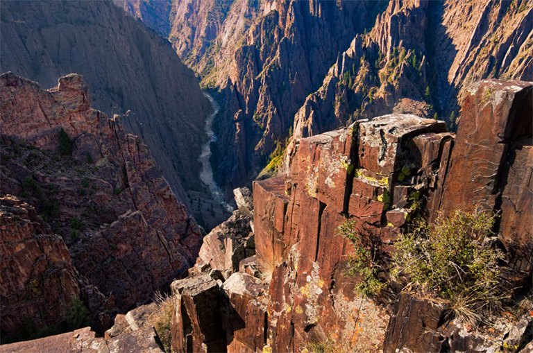 甘尼森國(guó)家公園黑峽谷.jpg 甘尼森國(guó)家公園黑峽谷