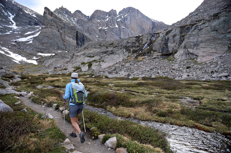 落基山國(guó)家公園.jpg 落基山國(guó)家公園