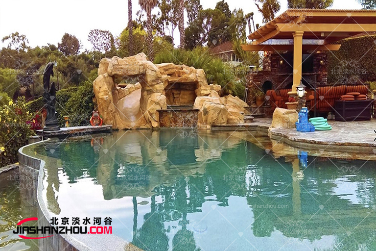 塑石假山.jpg 塑石假山