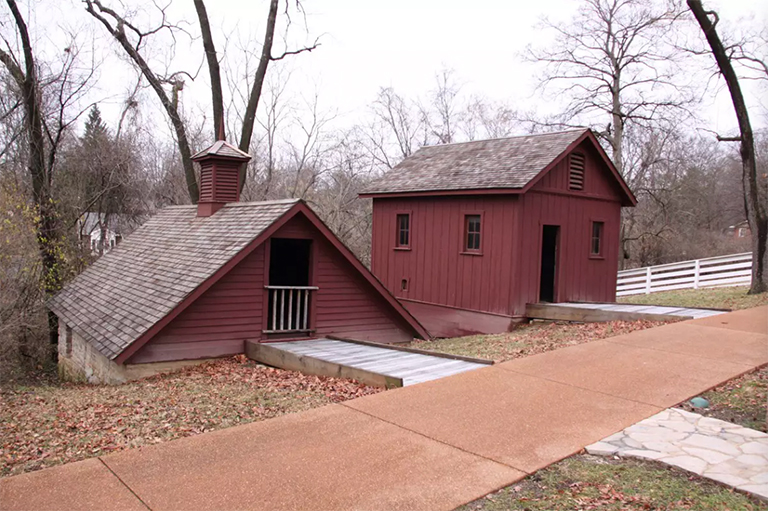 歐扎克國家風(fēng)景名勝河道.jpg 歐扎克國家風(fēng)景名勝河道