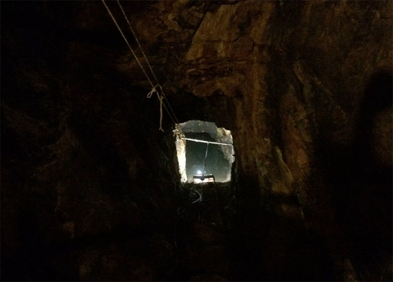 達(dá)洛尼加金礦.jpg 達(dá)洛尼加金礦