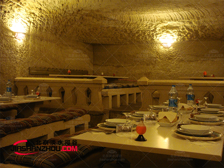 洞穴茶餐廳.jpg 洞穴茶餐廳