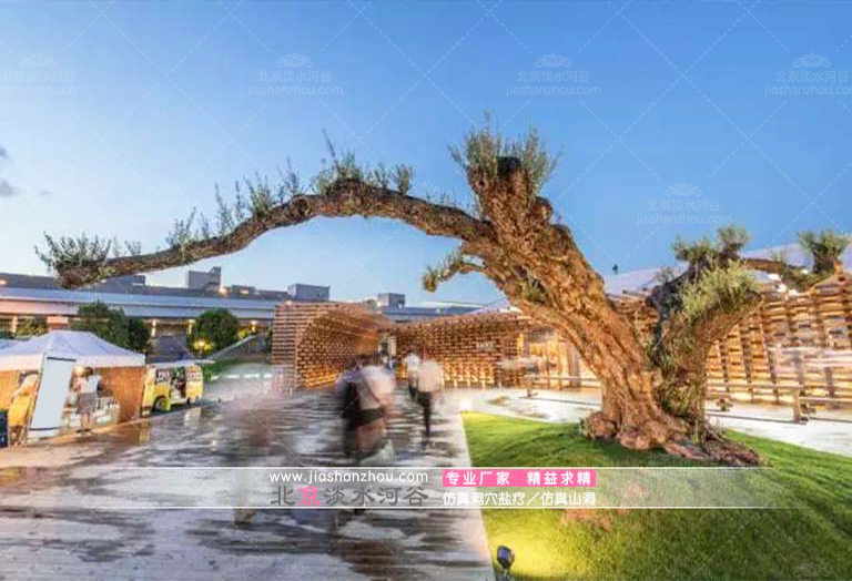 仿真假樹.jpg 仿真假樹