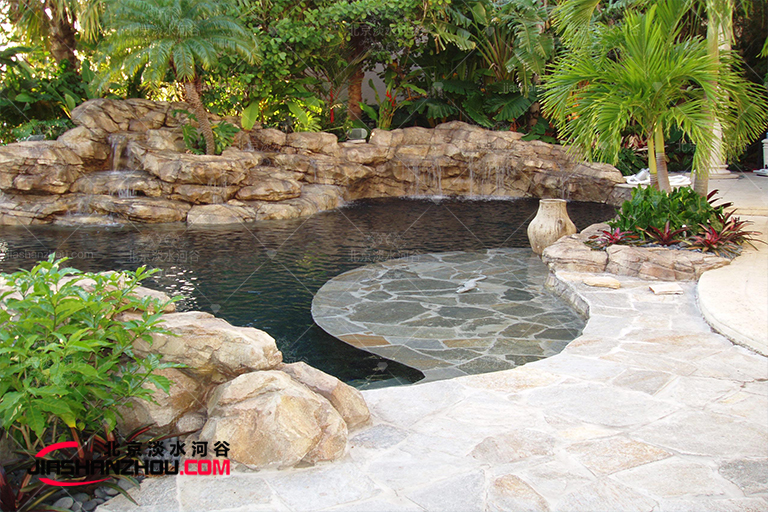 塑石假山.jpg 塑石假山