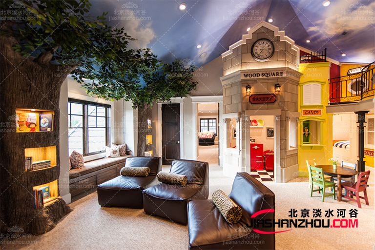 仿真樹(shù)主題酒店.jpg 仿真樹(shù)主題酒店