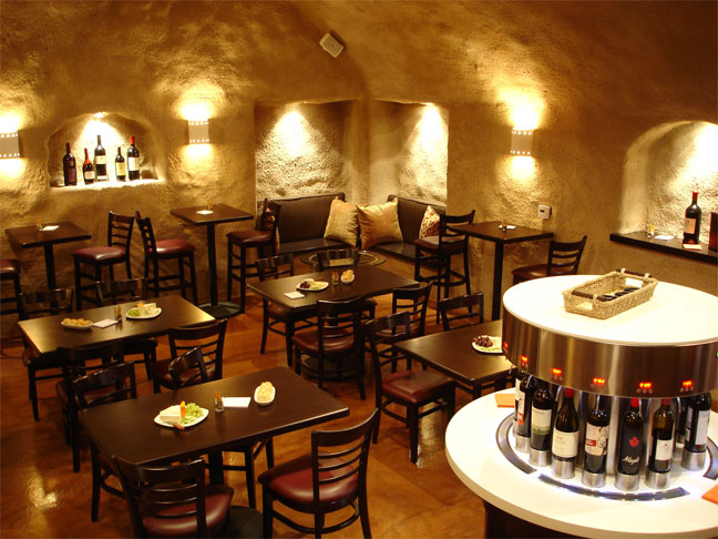 山洞餐廳.jpg 山洞餐廳