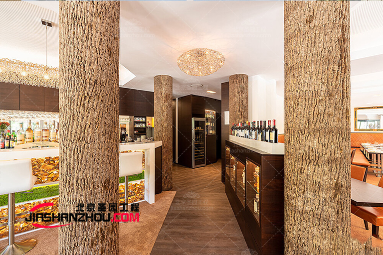 仿真木質(zhì)洞穴酒店.jpg 仿真木質(zhì)洞穴酒店