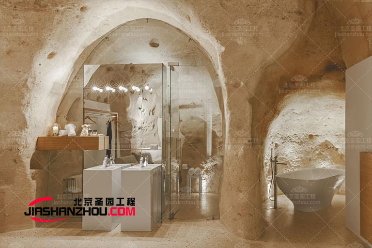 仿真鹽洞轟趴館.jpg 仿真鹽洞轟趴館