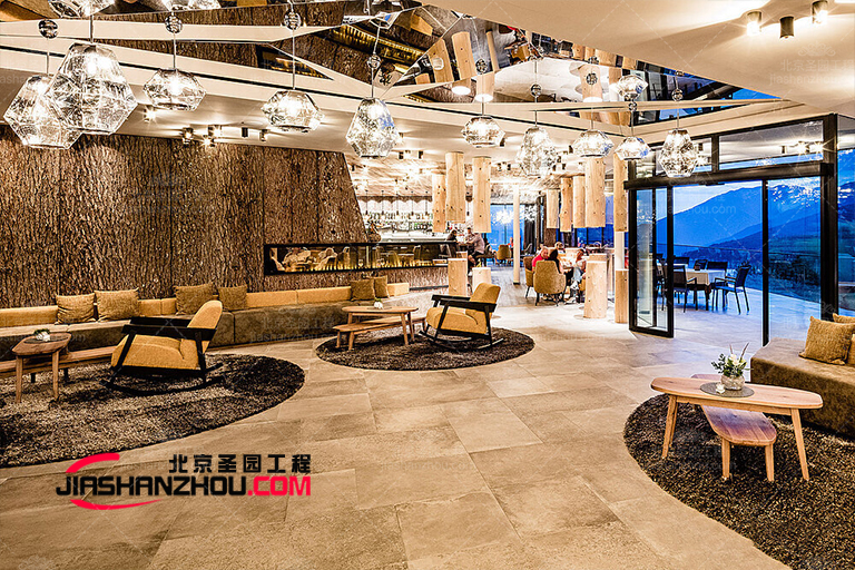 仿真洞穴木質(zhì)酒店.jpg 仿真洞穴木質(zhì)酒店