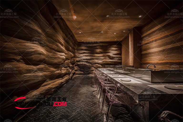 洞穴餐廳.jpg 洞穴餐廳