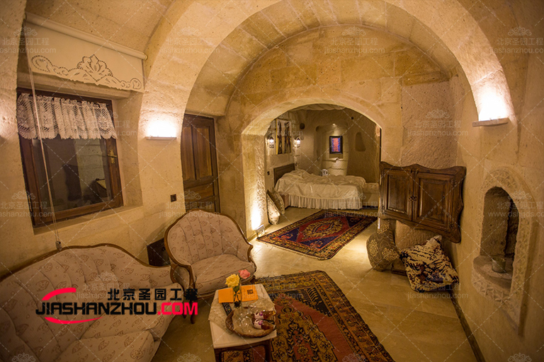 洞穴酒店.jpg 洞穴酒店