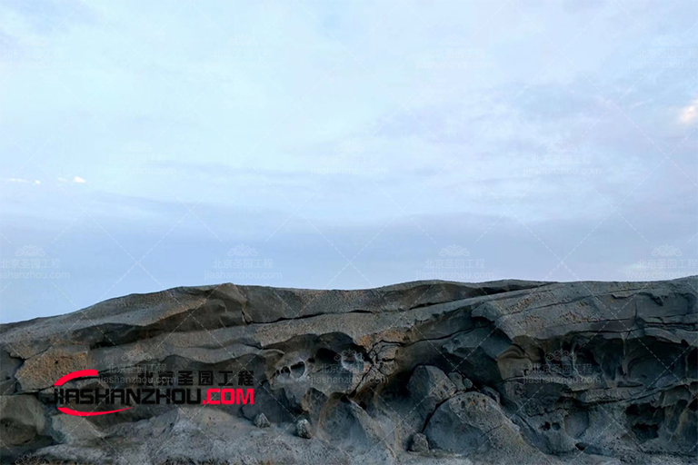 水泥假山.jpg 水泥假山